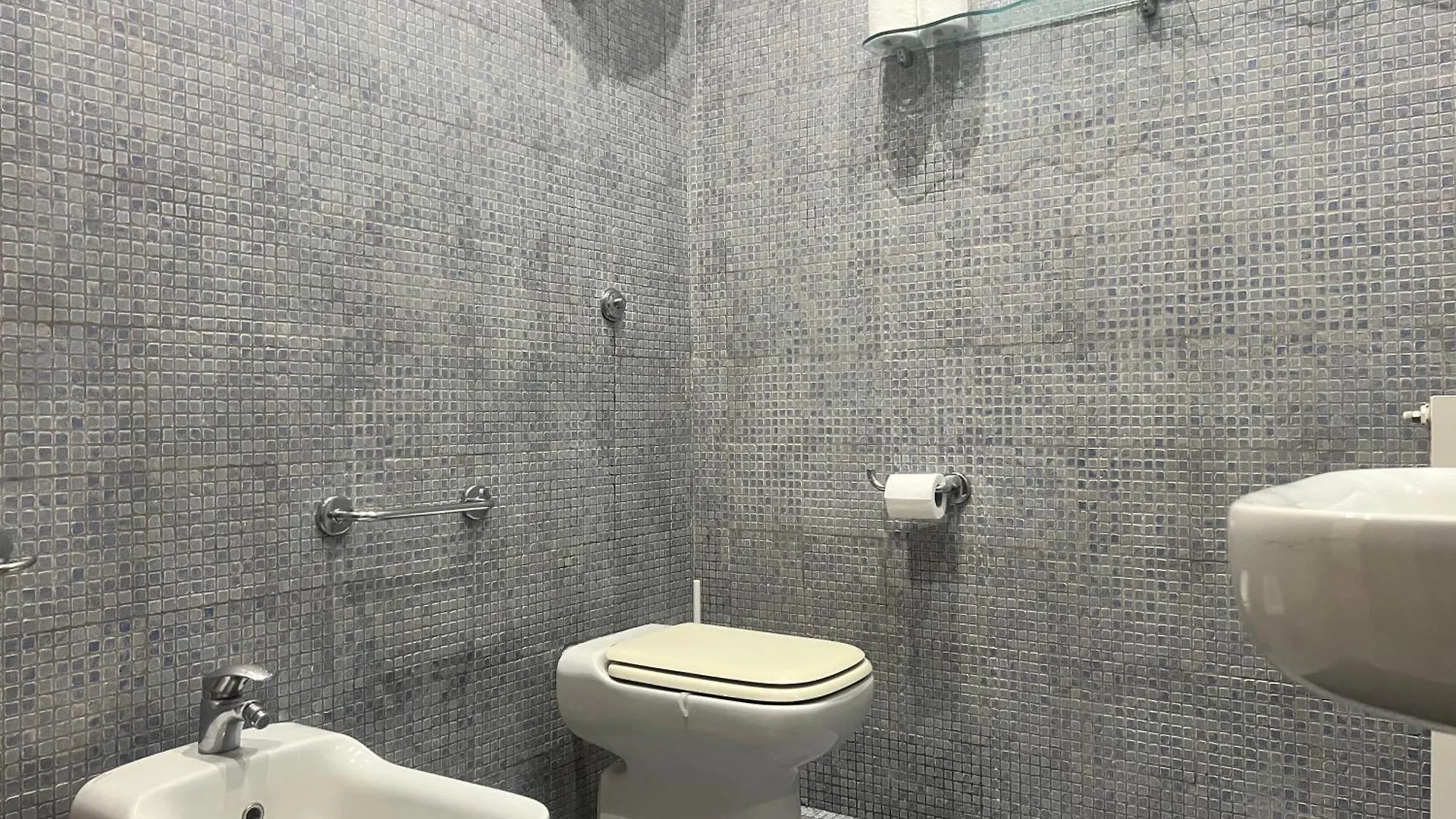 Casa Grande Apartment Naples 0*,  Italy