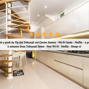 Centro Storico - Casa Con Wi-fi E 4 Posti Letto In Via Dei Tribunali Apartment